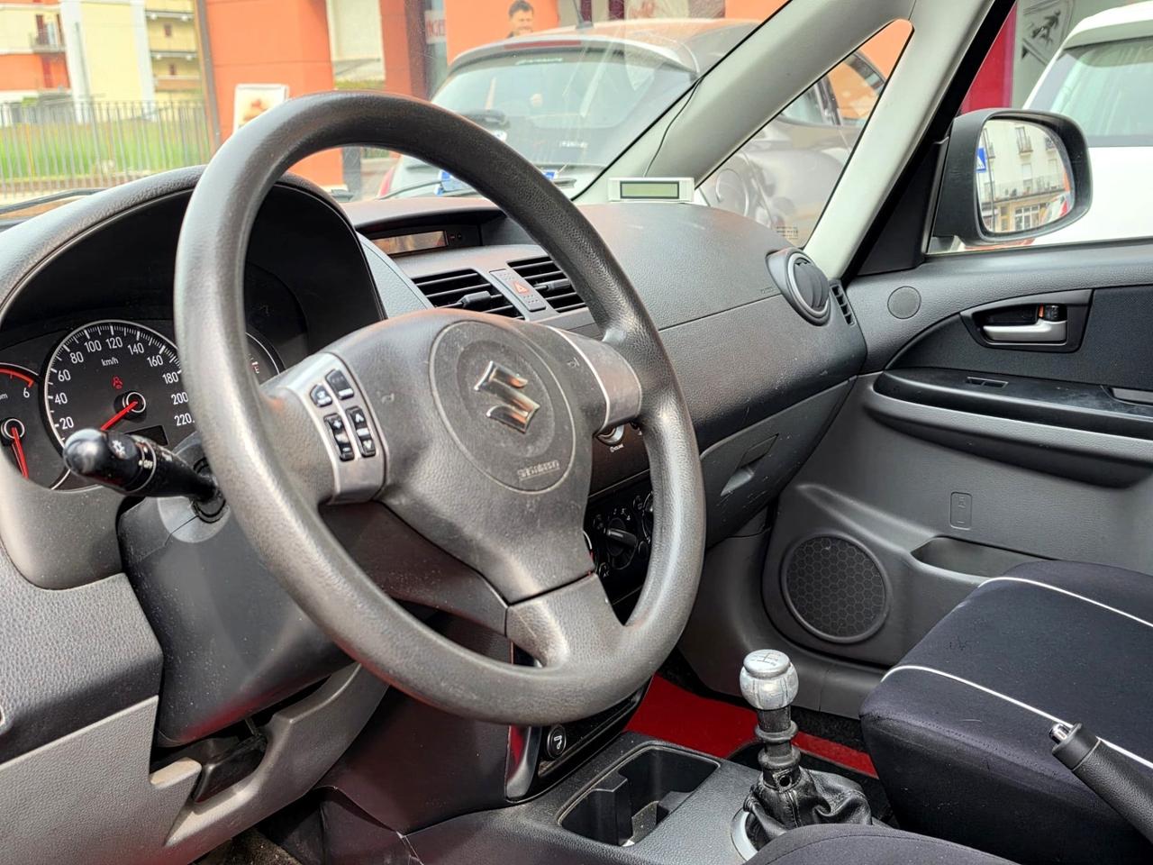 Suzuki SX4 1.6 DDiS 16V Urban Line