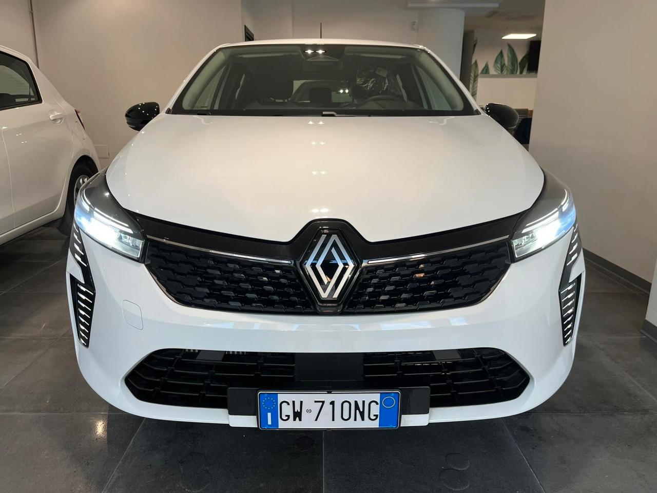 RENAULT CLIO EVOLUTION TCE 90 CV 5 PORTE KM 0