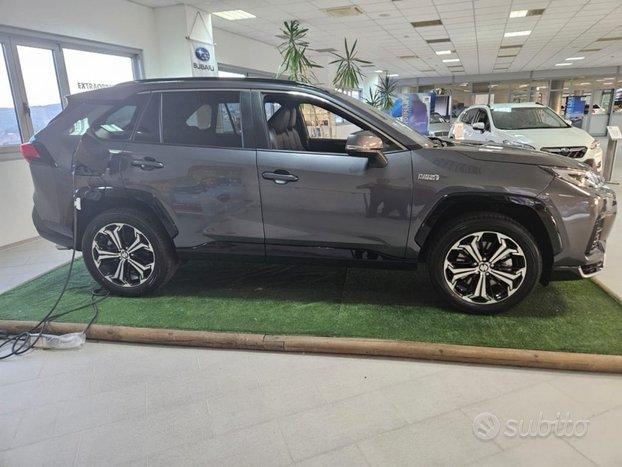 SUZUKI Across Hybrid Plug-in 4x4 - Demo