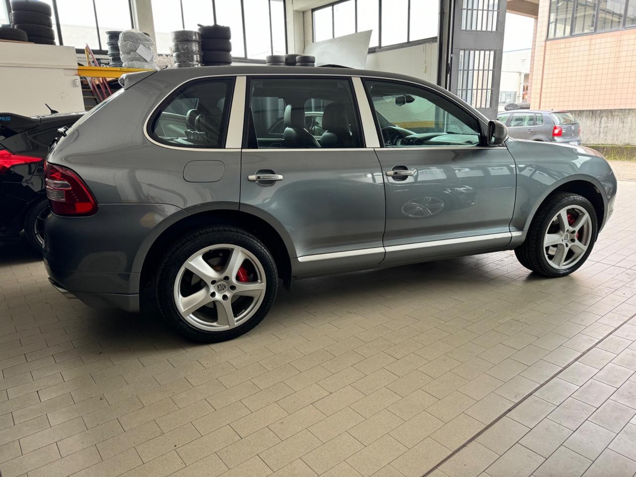 Porsche Cayenne 4.5 cat Turbo