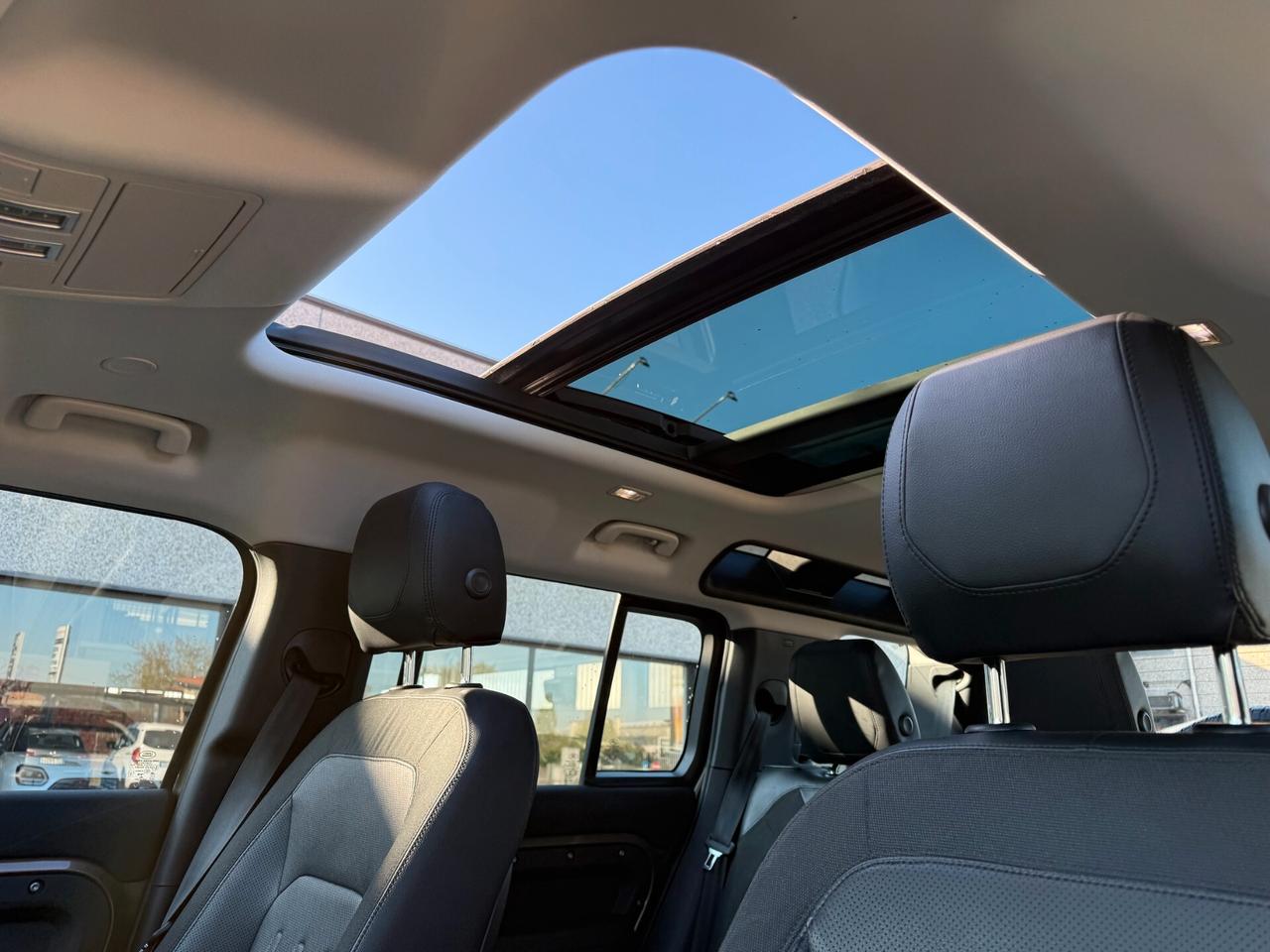 Land Rover Defender 110 2.0 SD4 AWD Auto S , 7 posti Tettuccio Motore nuovo