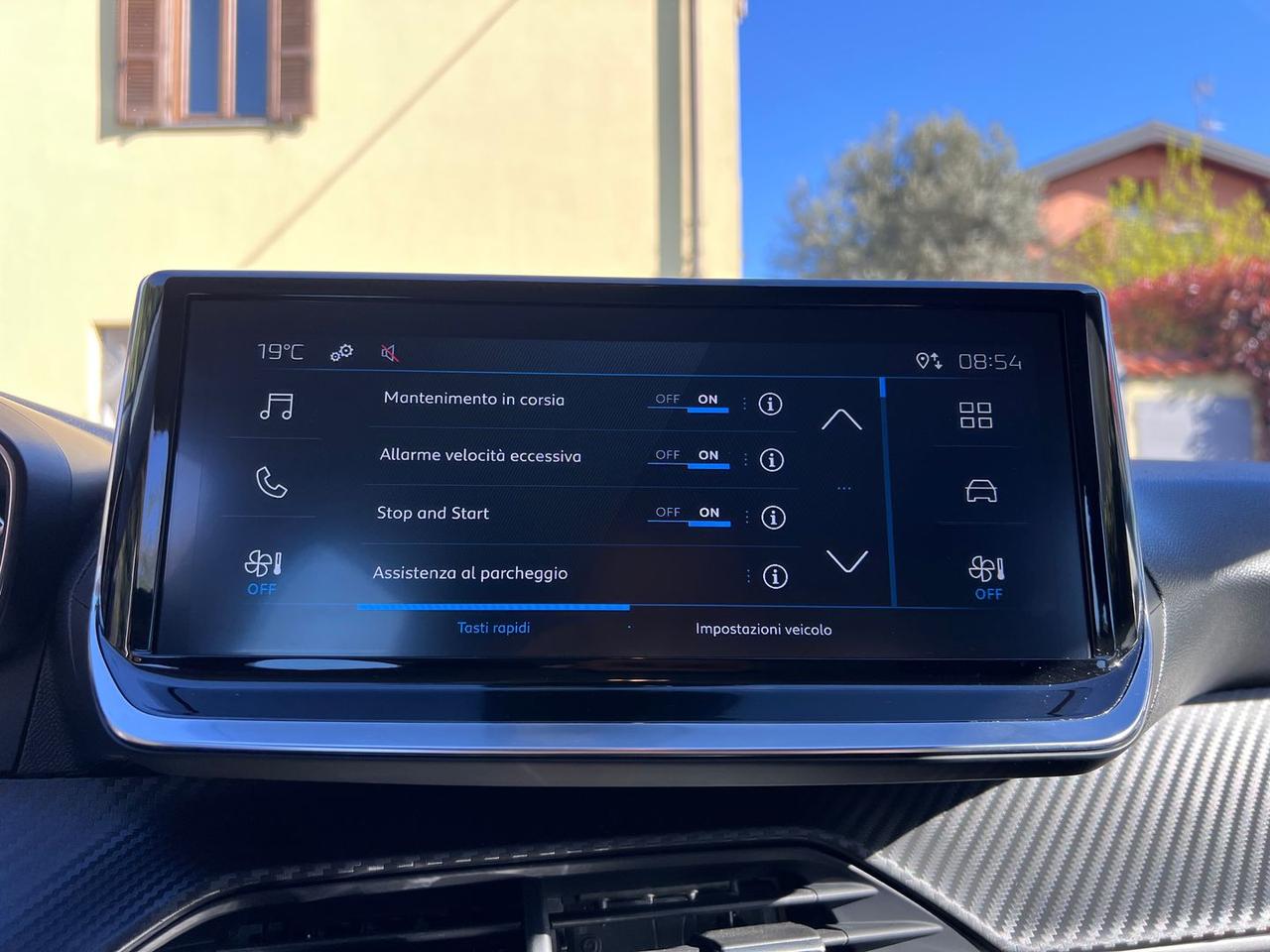 Peugeot 208 1.2 PureTech 75 Style #10280