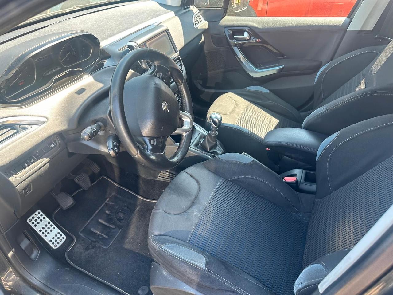 Peugeot 208 e-HDi Stop&Start Allure AUTO DESTINATA A COMMERCIANTI E OPERATORI DEL SETTORE