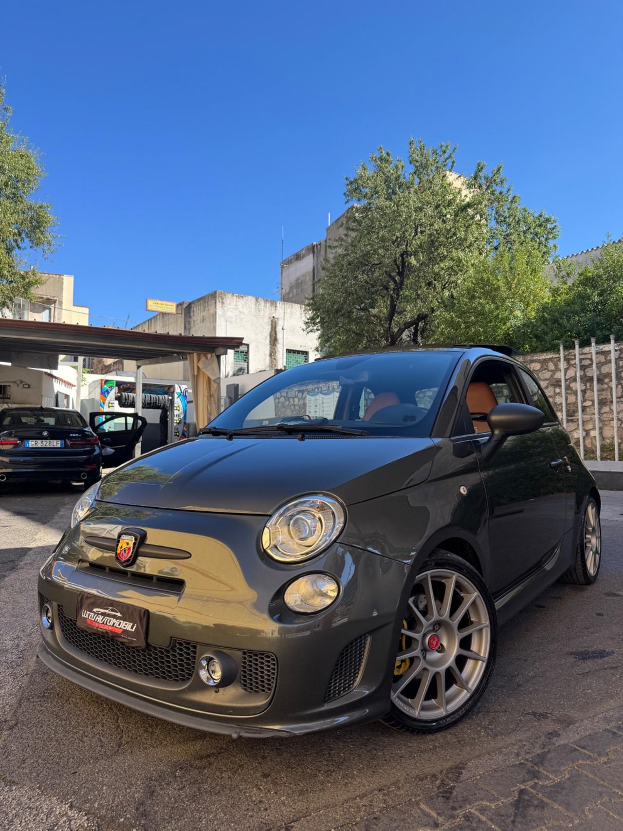 Abarth 595 1.4 T-Jet 160 CV MTA Competizione SABELT