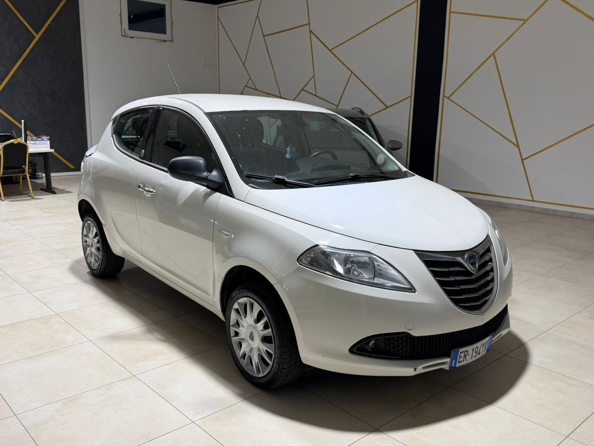 LANCIA - Ypsilon - 0.9 T.Air 80 CV 5p. Met.Ec. Pla.