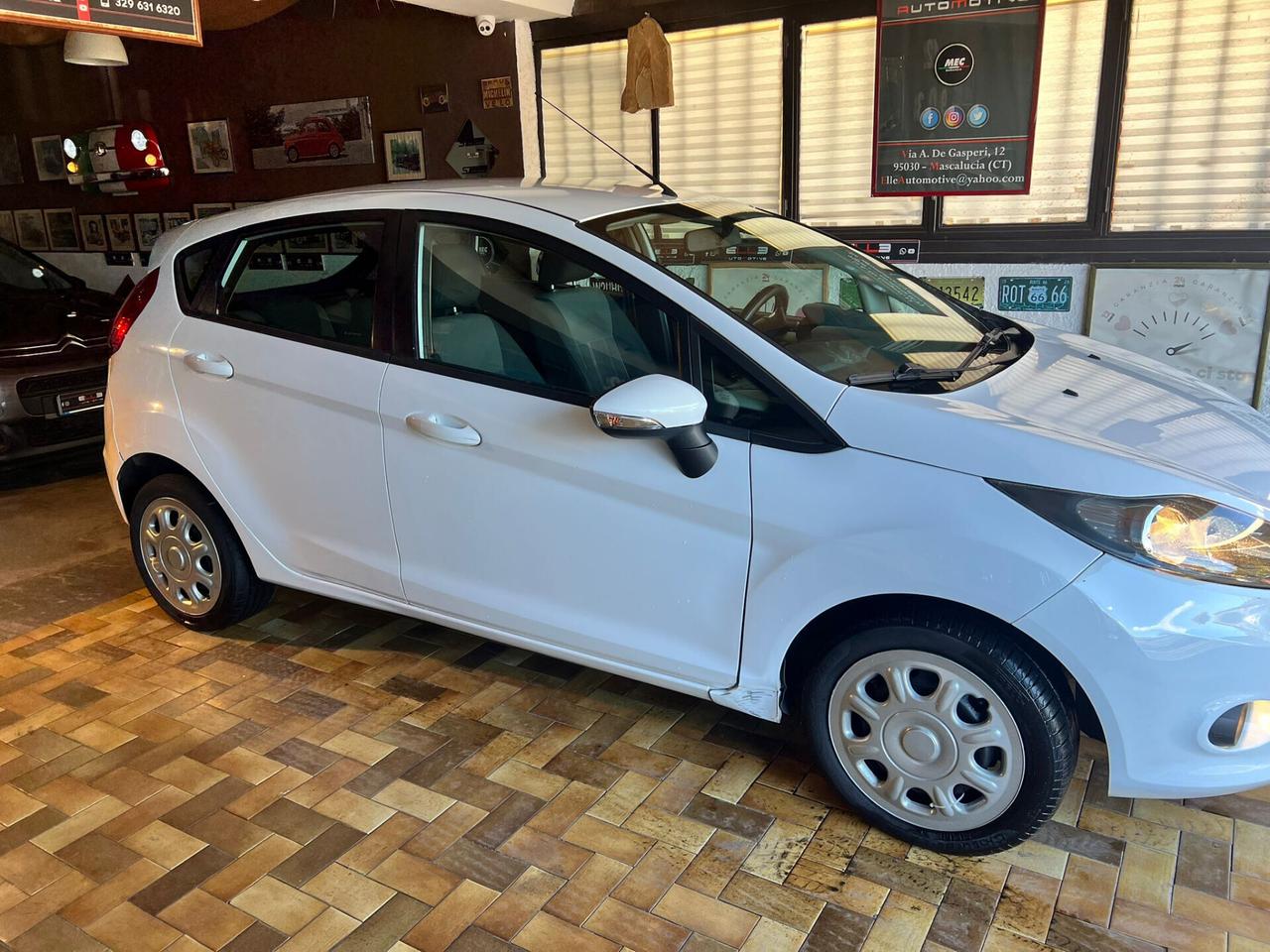 Ford Fiesta 1.4 5 porte Bz.- GPL