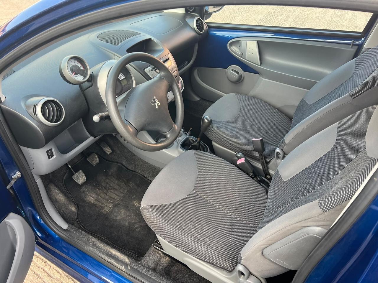 Peugeot 107 1.0 68CV 3p. Sweet Years