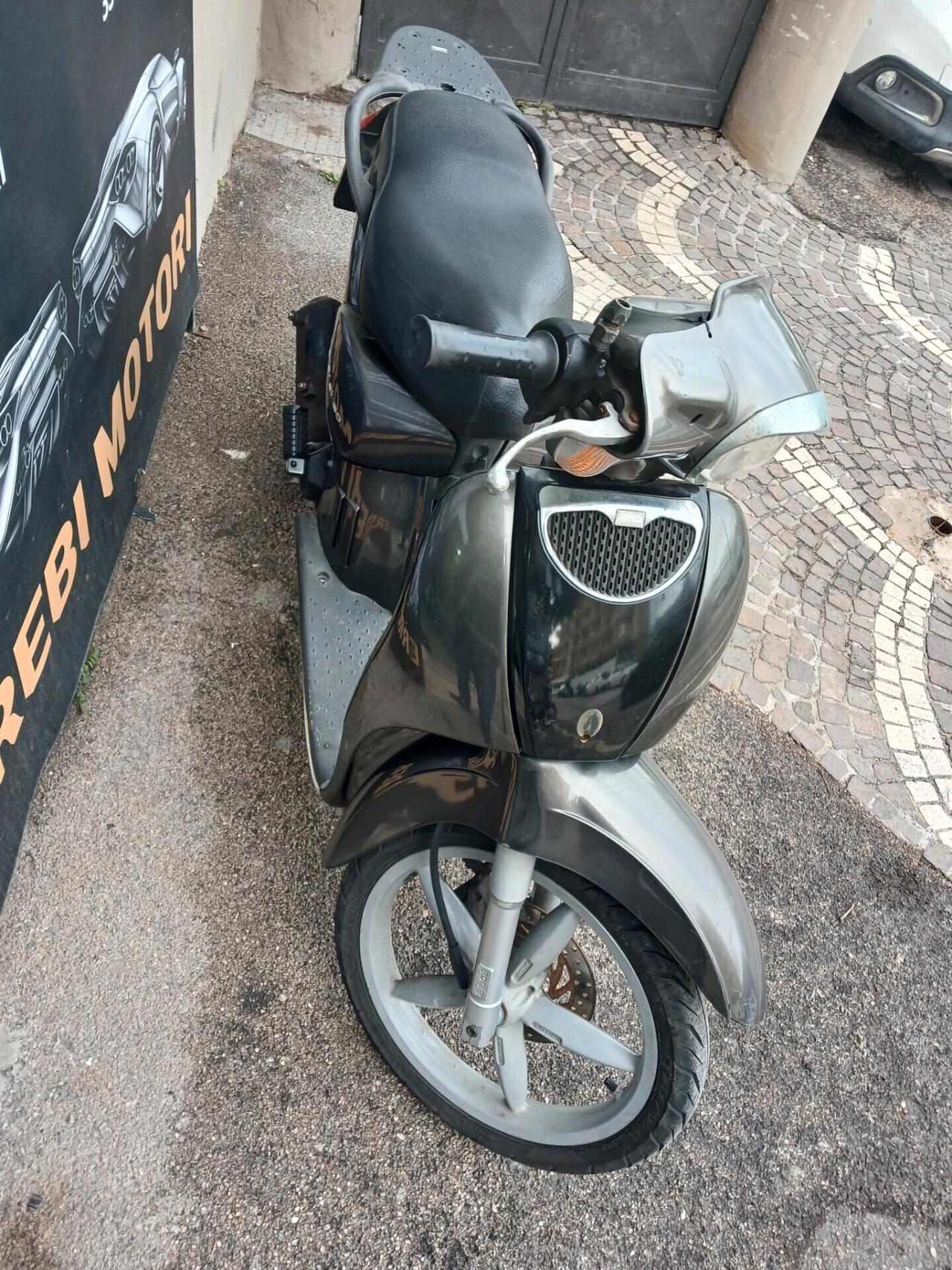 Scarabeo 100 a rate con Klarna