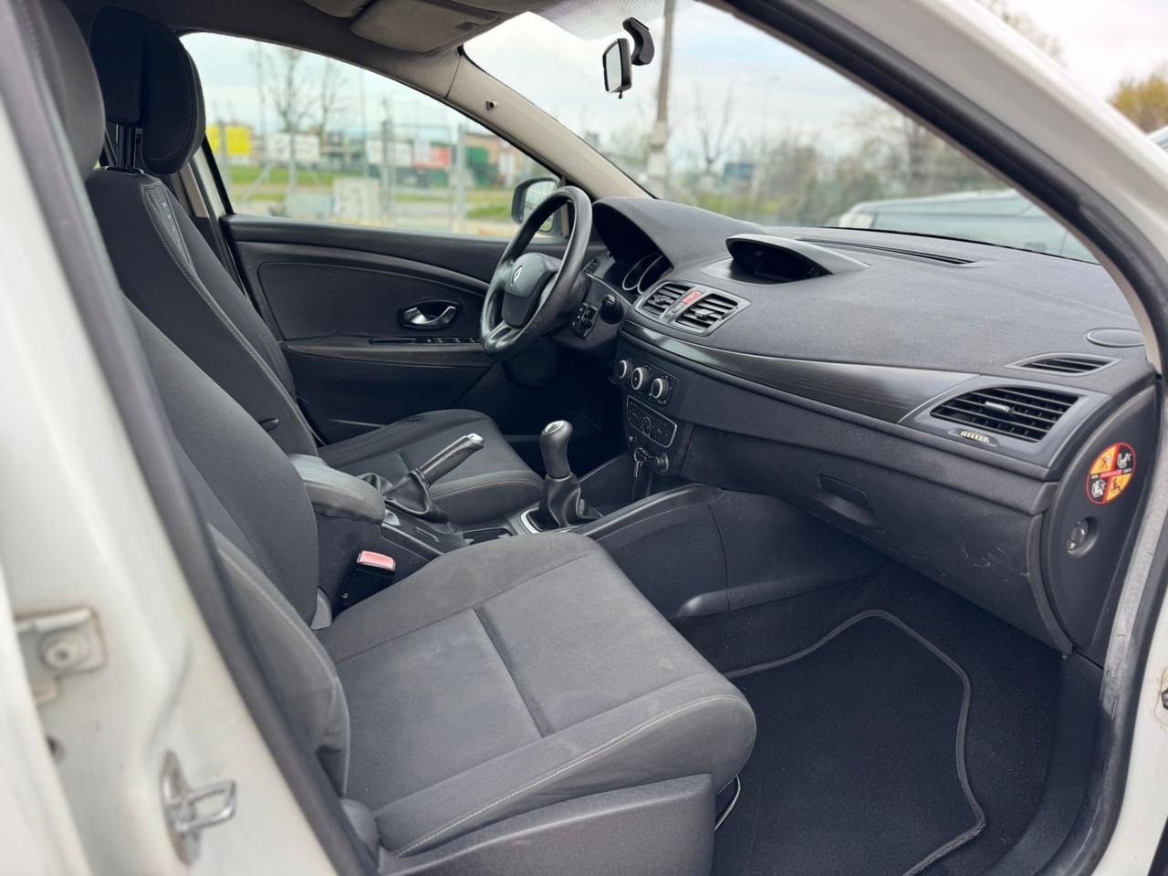 Renault Mégane 1.5 dCi 90CV SporTour Confort