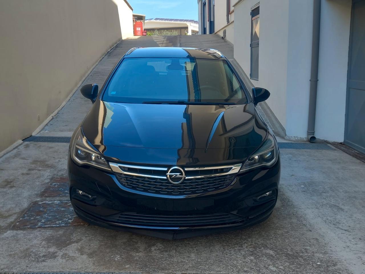 Opel Astra 1.6 CDTi 110CV Start&Stop Sports Tourer Innovation 2019