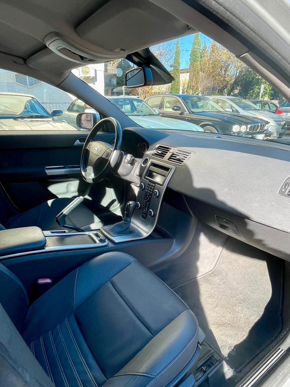 Volvo V50 2.0 D Momentum RESTYLING CINGHIA SOSTITUITA