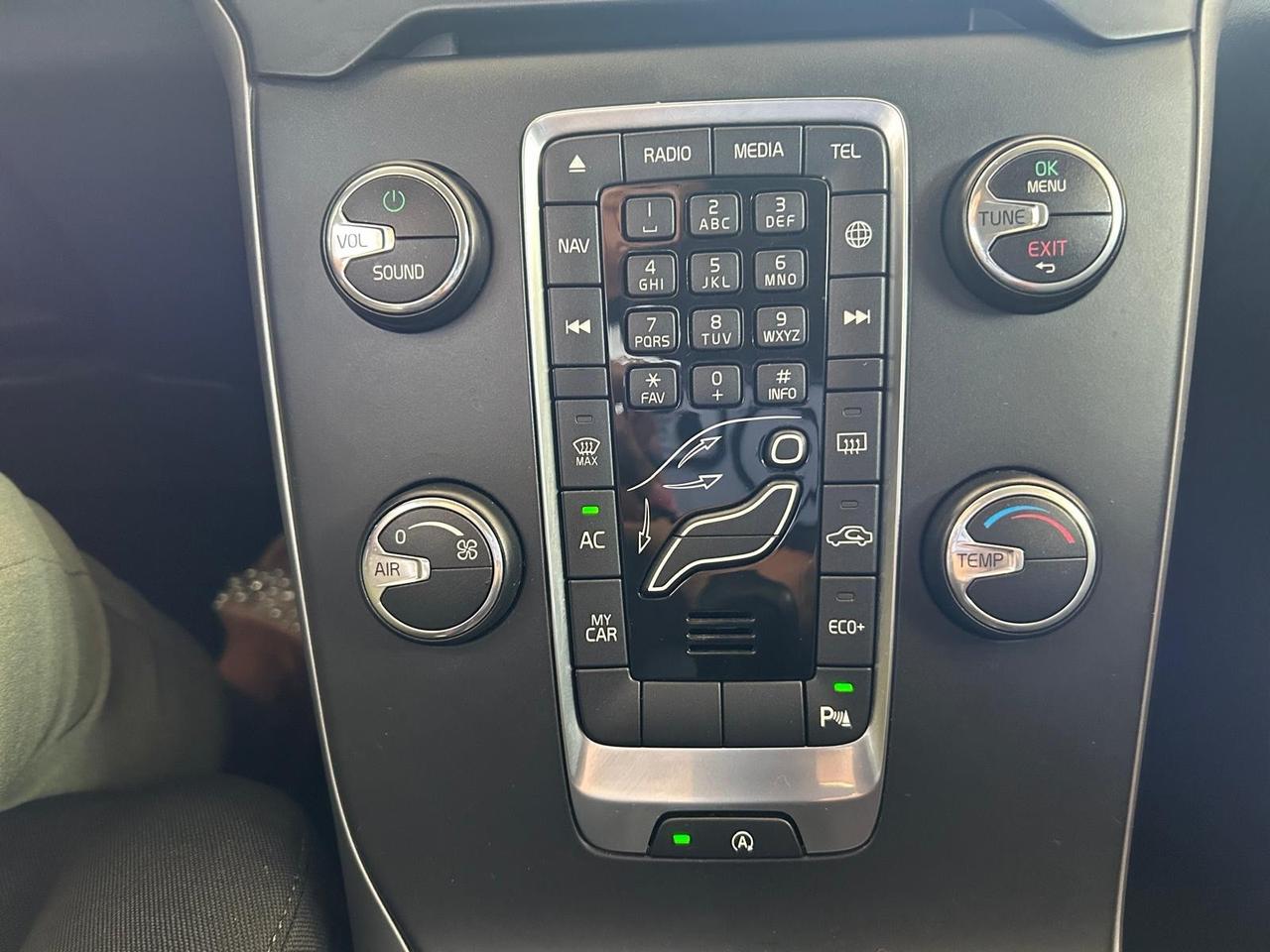 Volvo V40 D2 Geartronic Business