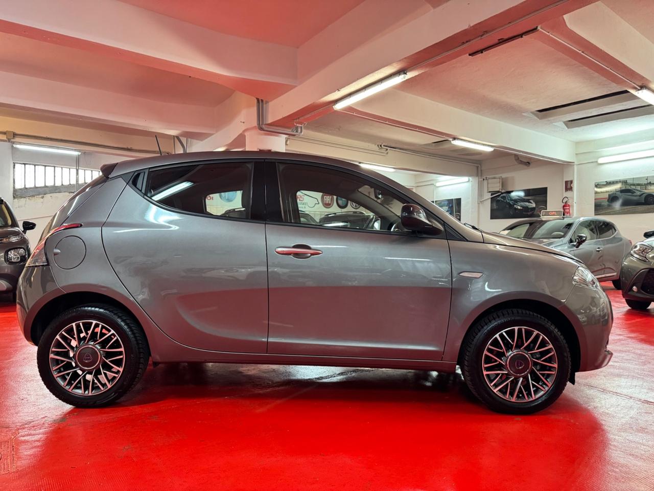 Lancia Ypsilon 1.0 FireFly 5 porte PREZZO VERO