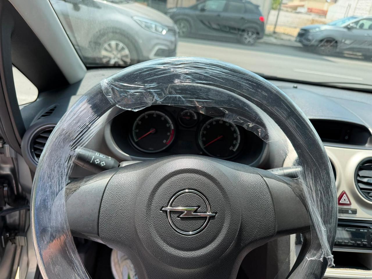 Opel Corsa 1.0 12V 5 porte Club