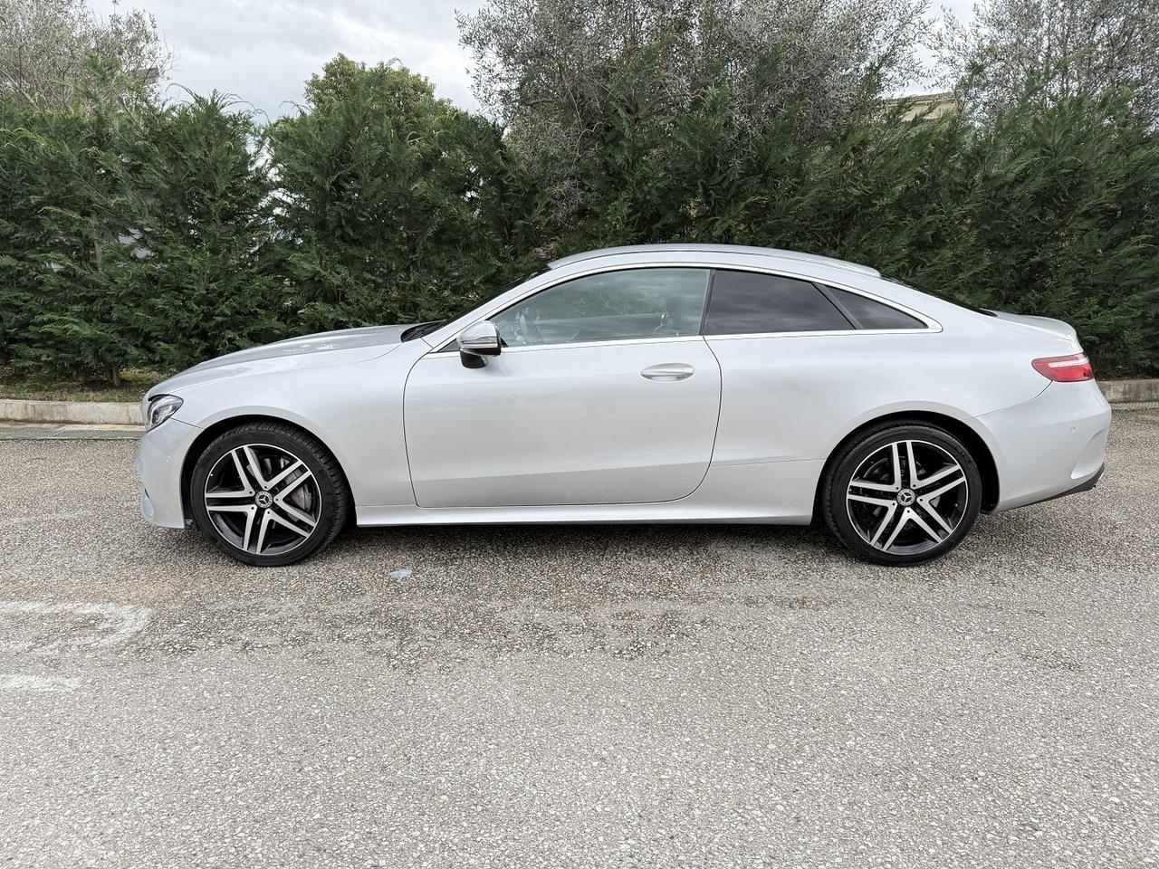 MERCEDES BENZ CLASSE E 220 coupè D AMG 4MATIC