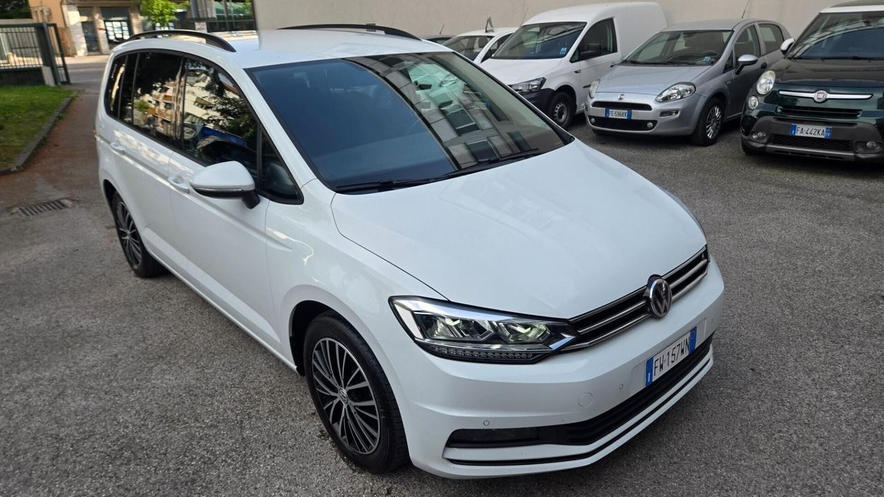 Volkswagen Touran 2.0 TDI 150 CV SCR Executive Blu