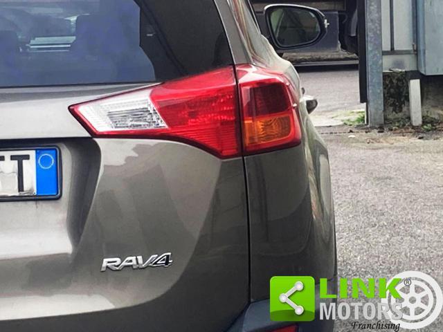TOYOTA RAV 4 MY23 RAV4 2.0 D-4D 2WD STYLE -UNICO PROPRIETARIO-