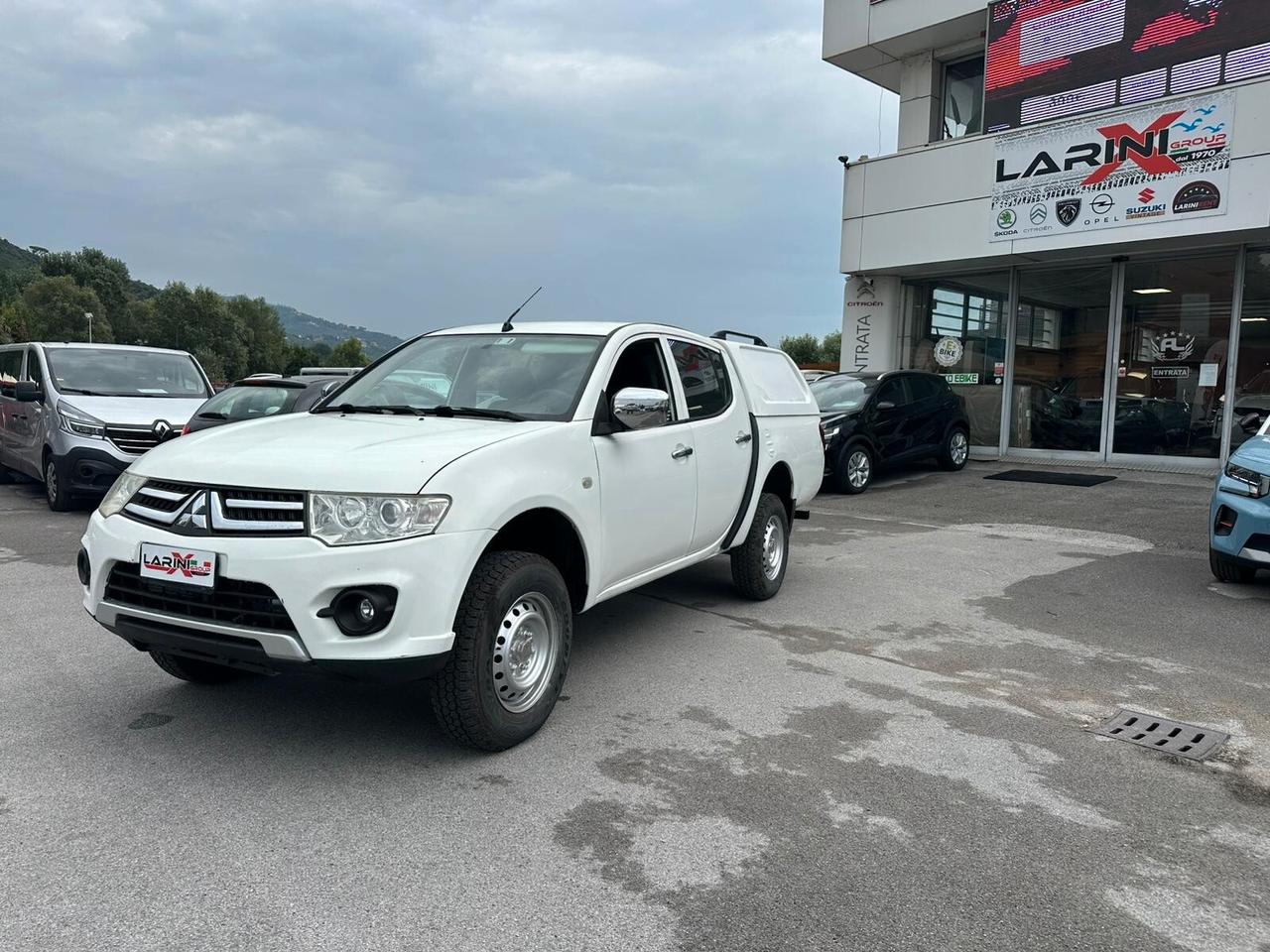Mitsubishi L200 2.4 DI-D/154CV Double Cab Inform