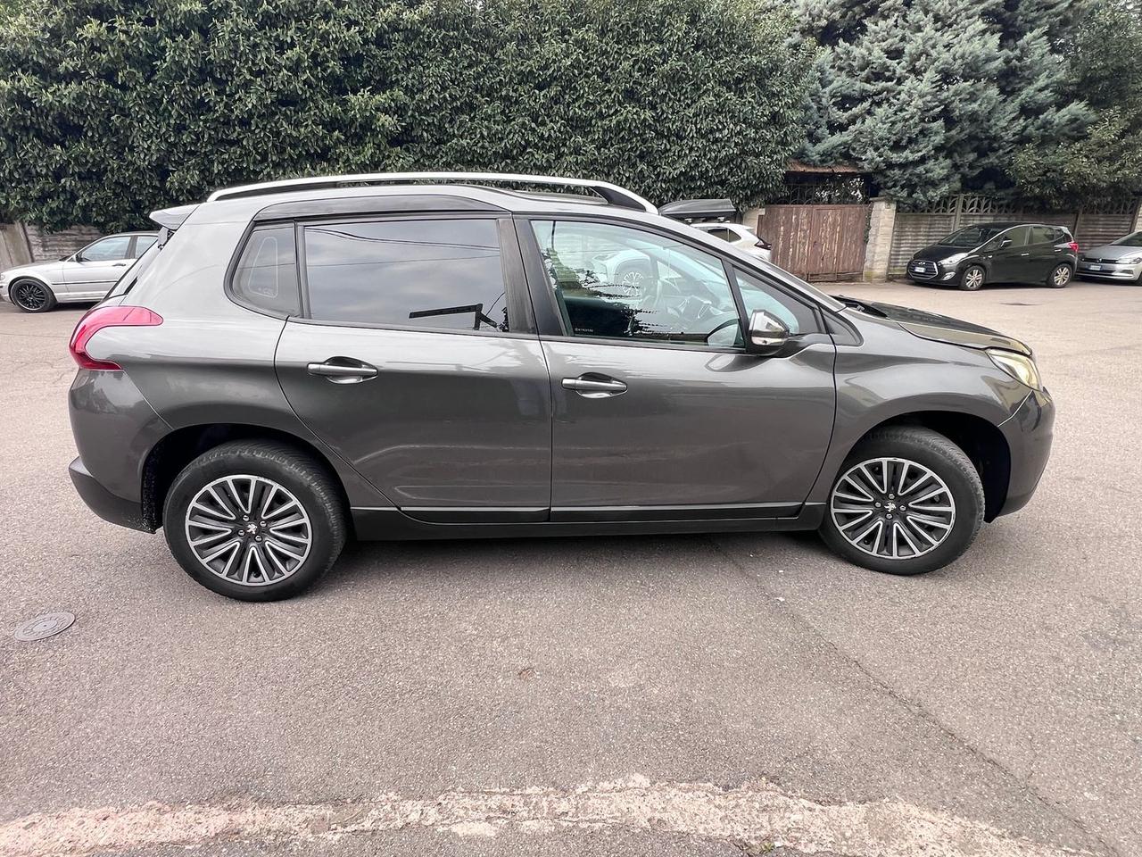 Peugeot 2008 1.2 PureTech 82 #9549