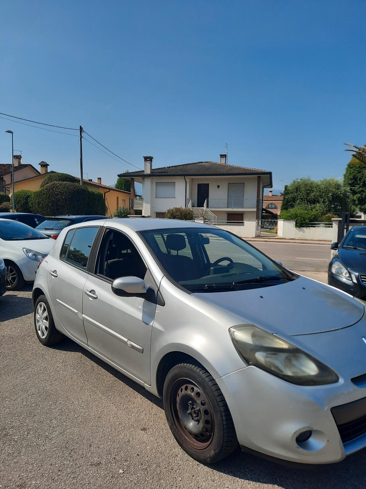 Renault Clio 1.5 dCi 65CV 5 porte OK NEOPATENTATI