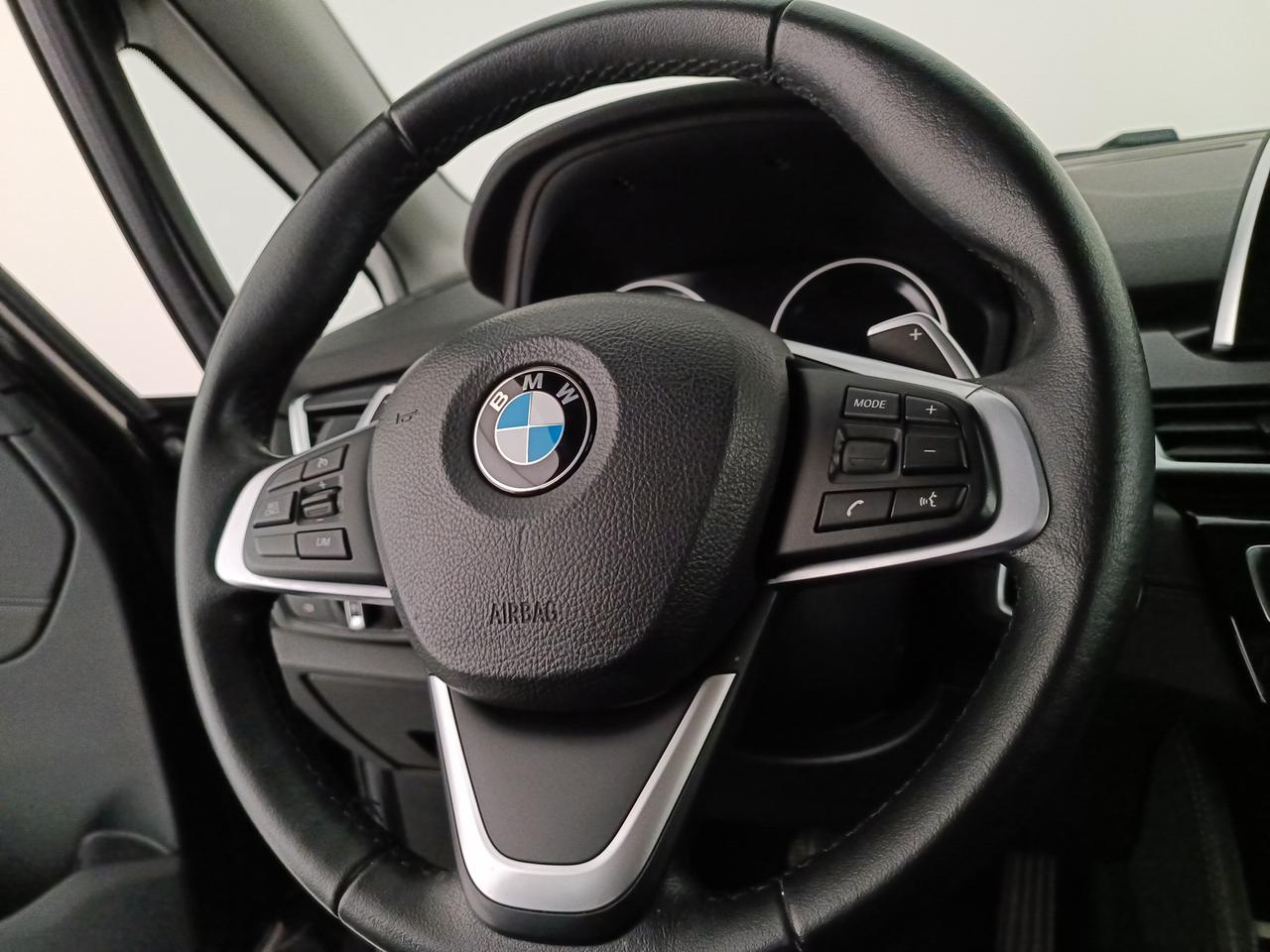 BMW Serie 2 F45 2018 Active Tourer - 218d active tourer auto