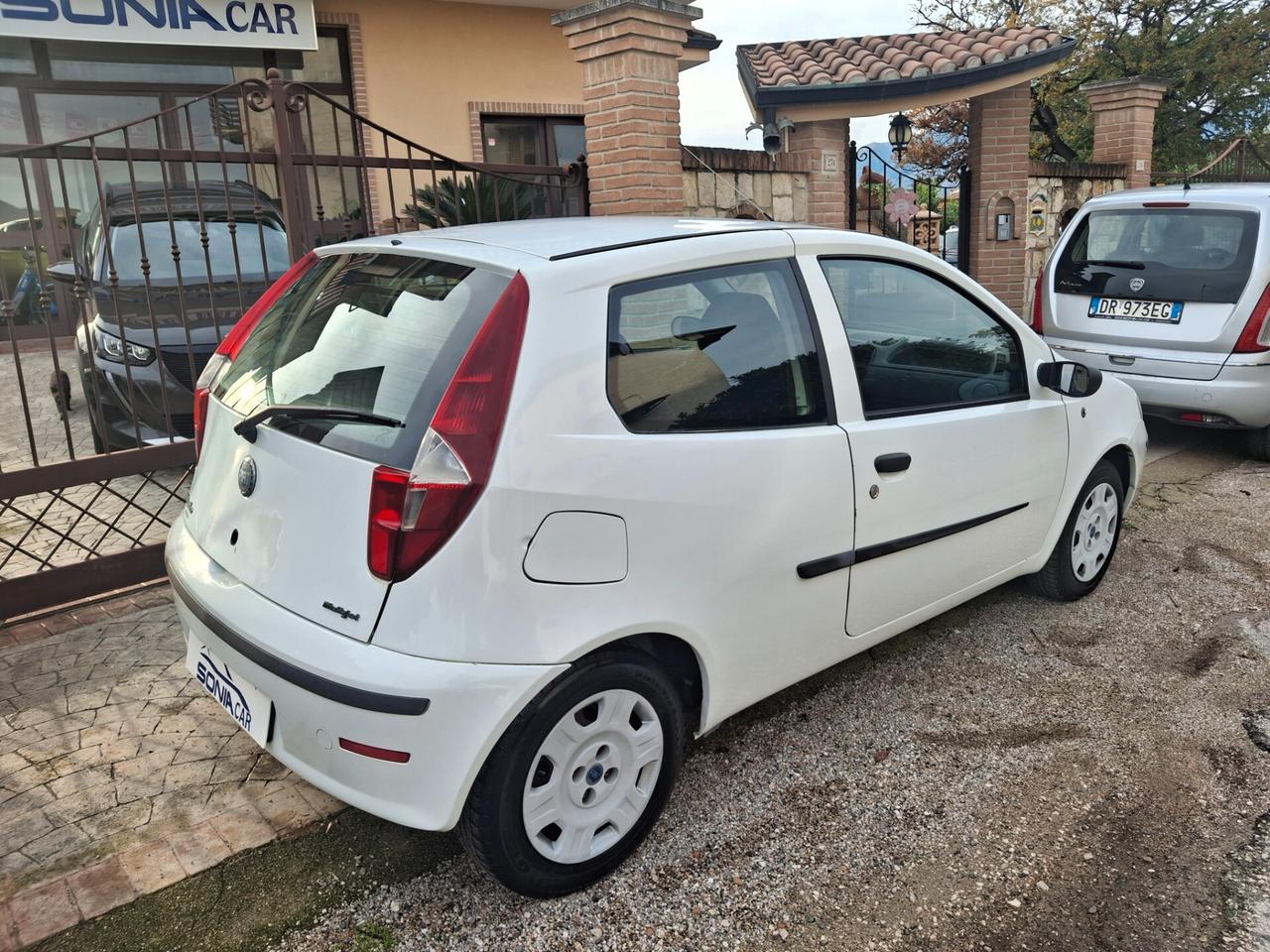 Fiat Punto 1.3 JTD 3p. 4 p.ti Active Van