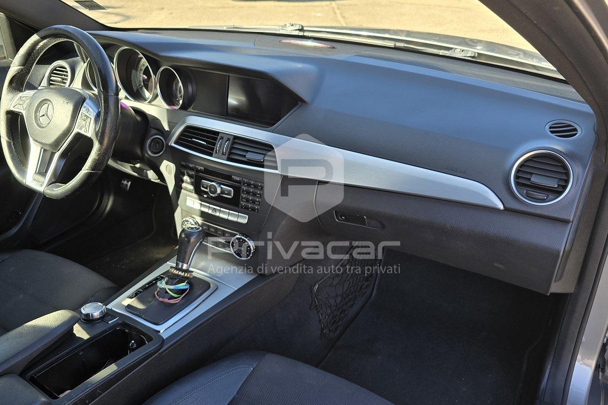 MERCEDES C 220 CDI BlueEFFICIENCY Coupé Avantgarde