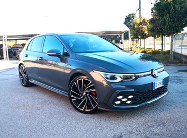 Volkswagen Golf GTD VIII 2.0 TDI 200CV DSG ***FULL LED***CAR PLAY***