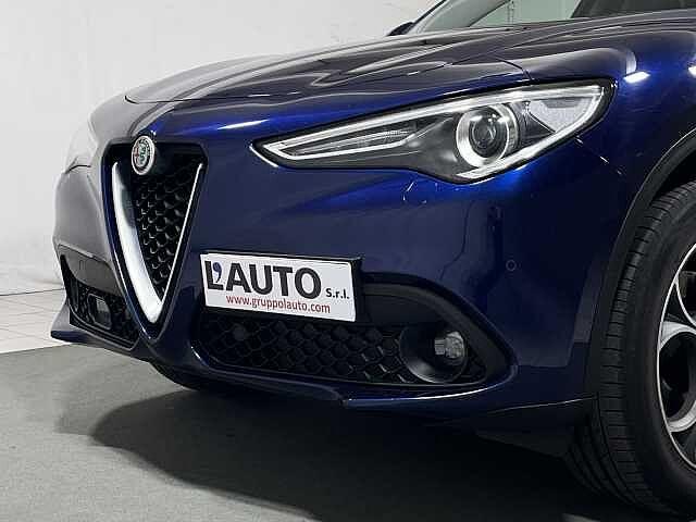 Alfa Romeo Stelvio 2.2 Turbodiesel 210 CV AT8 Q4 Executive