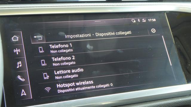 AUDI Q3 35 TFSI Business