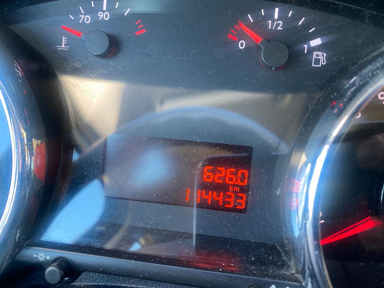 Peugeot 5008 1.6 HDi 112CV---7 POSTI----- KM CERTIFICATI ---