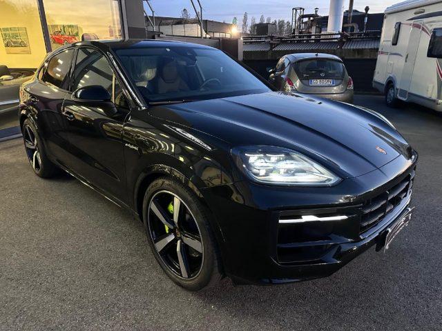 PORSCHE Cayenne Coupé 3.0 V6 E-Hybrid