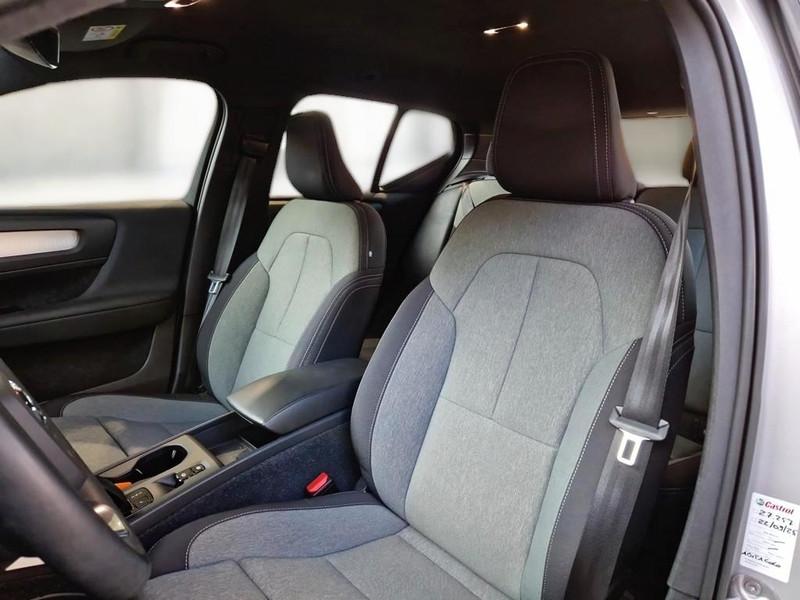 VOLVO XC40 T5 RECHARGE PLUG-IN AUTO CORE SUV
