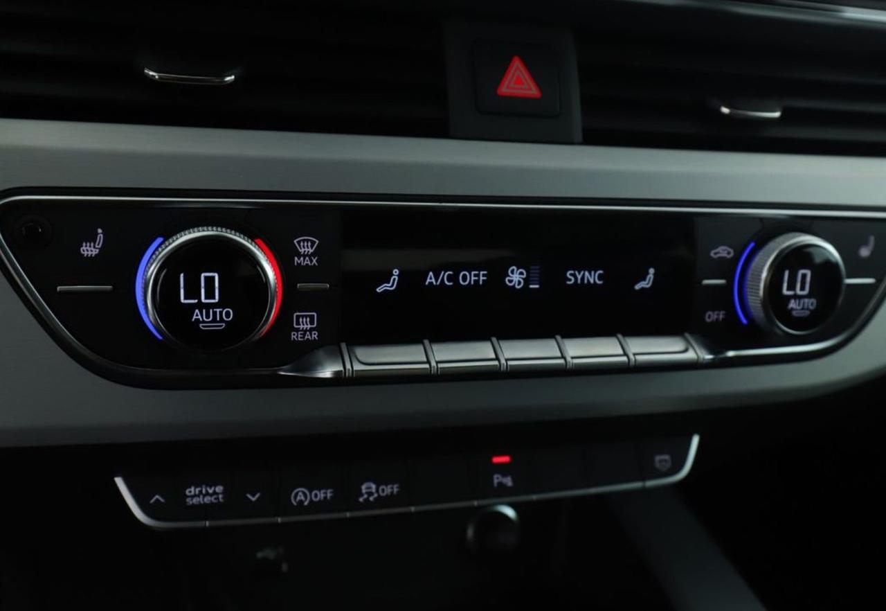 Audi A5 **ACQUISTO DA CATALOGO UFFICIALE ITA*