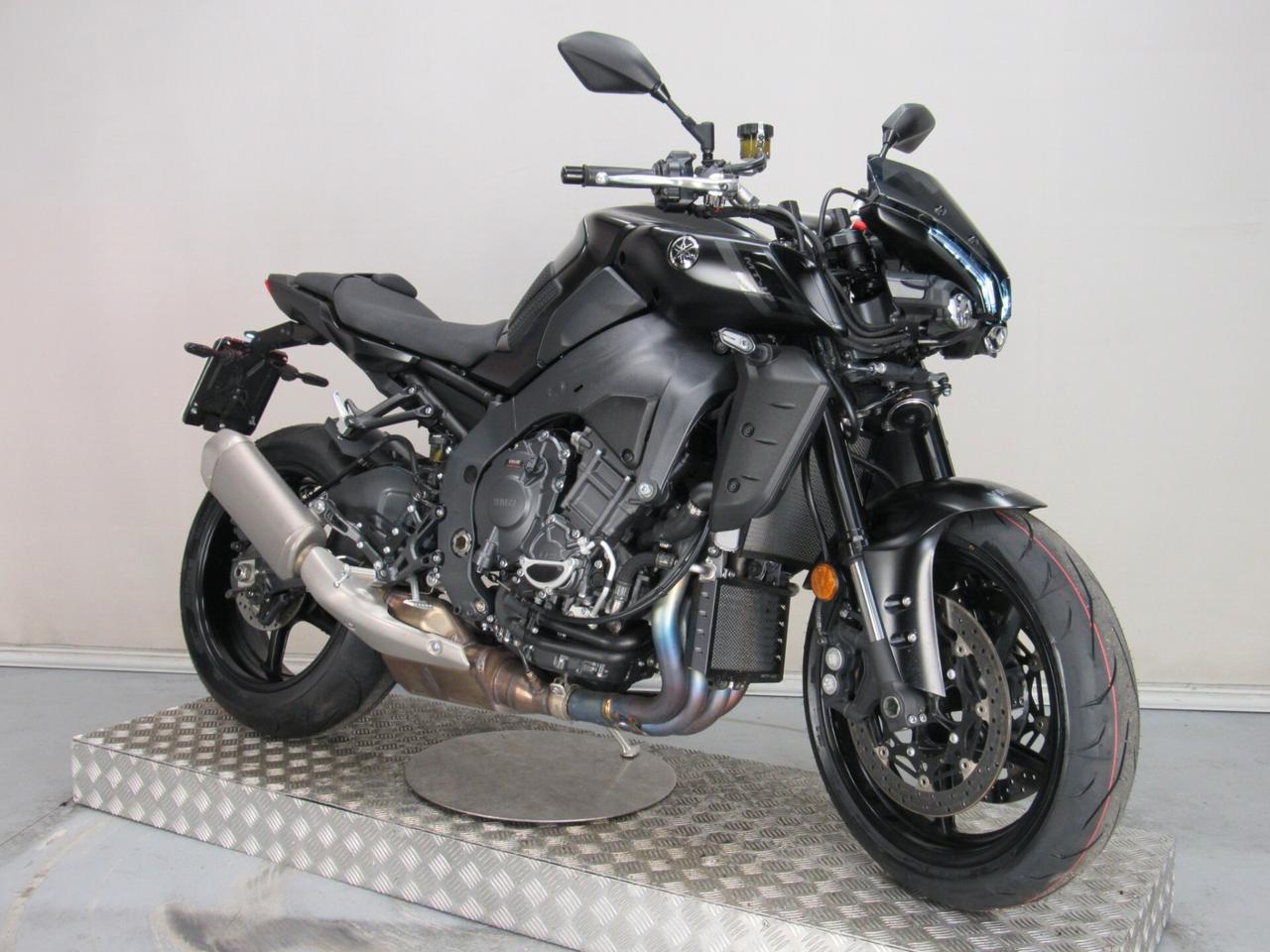 Yamaha MT-10 ABS TECH BLACK