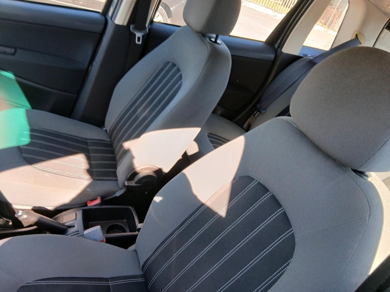 Lancia MUSA 1.4 8V Ecochic (GPL) Diva