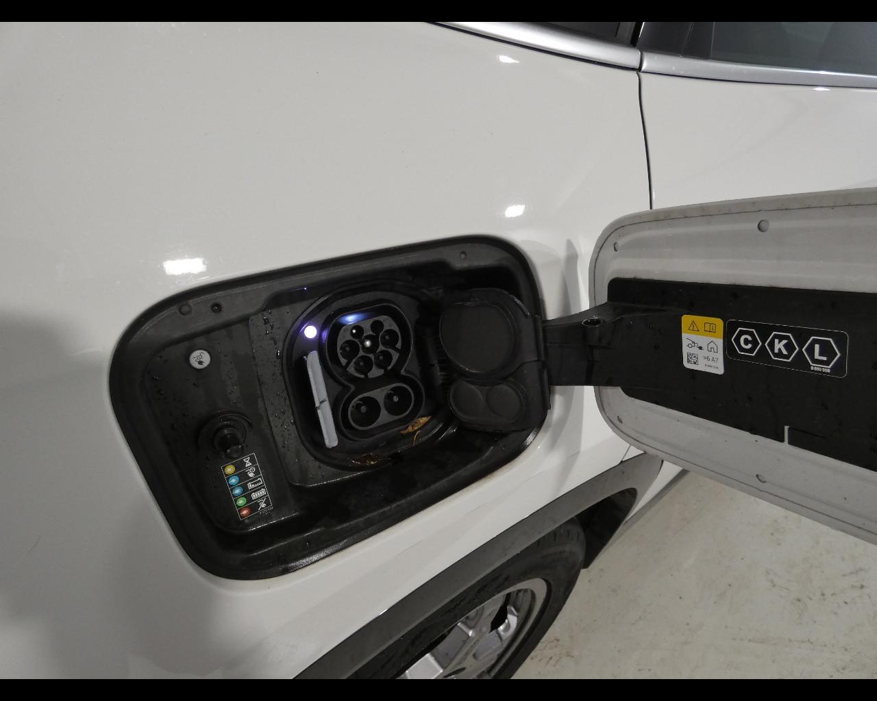 BMW iX1 (U11) - iX1 eDrive 20 xLine