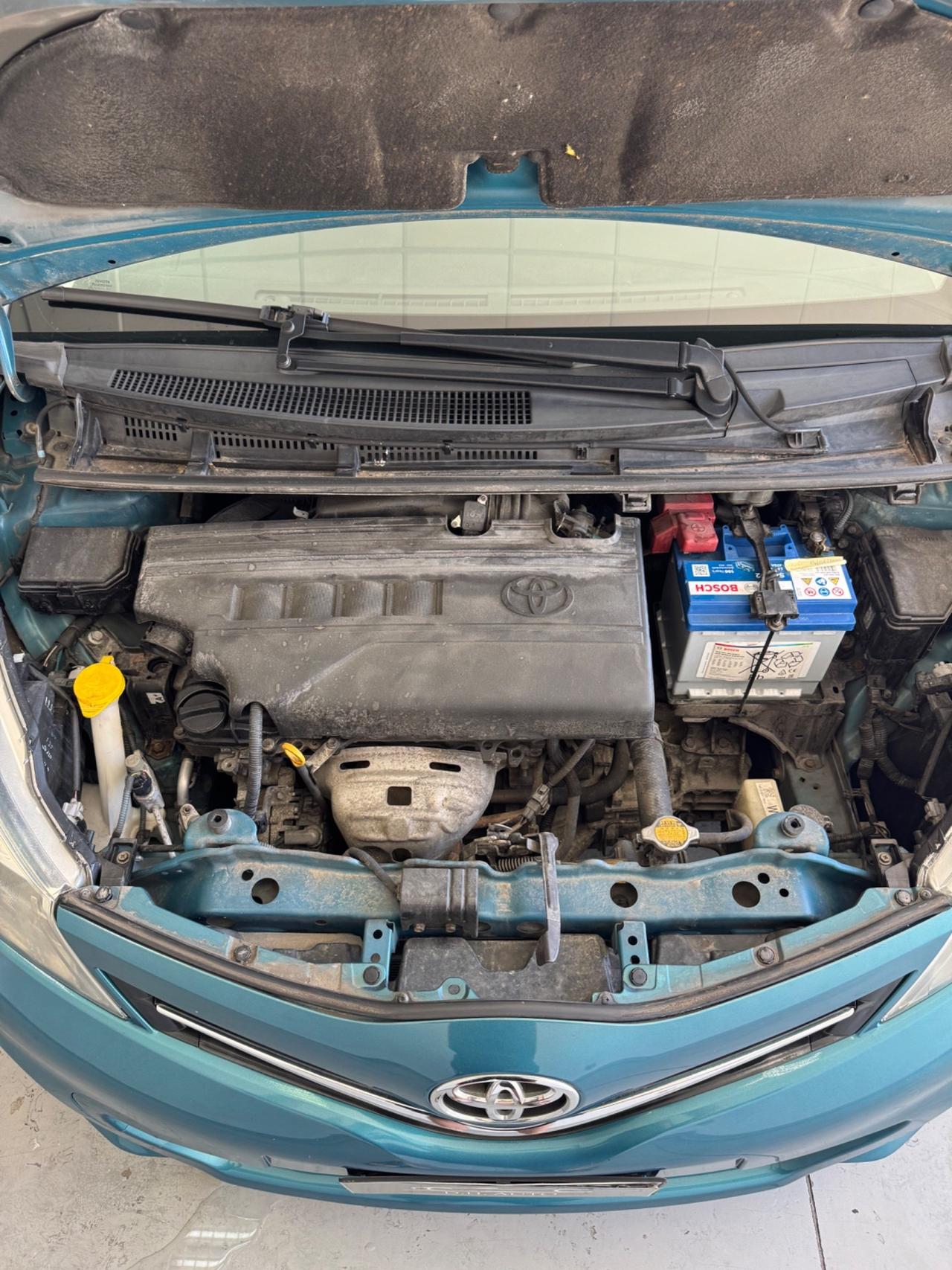 Toyota Yaris 1.3 5 porte Lounge