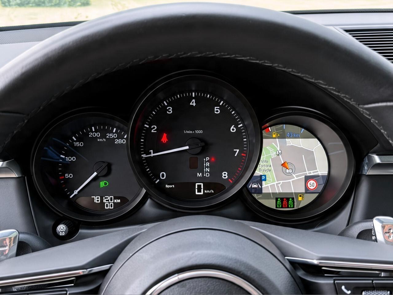 Porsche Macan 2.0 Turbo 265CV TETTO CAM 21"