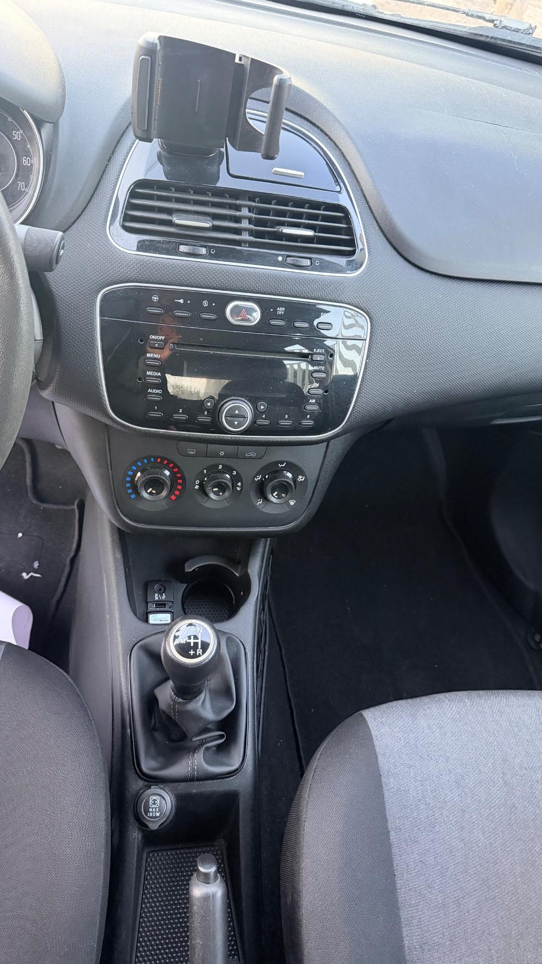 Fiat Punto 1.4 S&S 8V Dualogic 5 porte Street