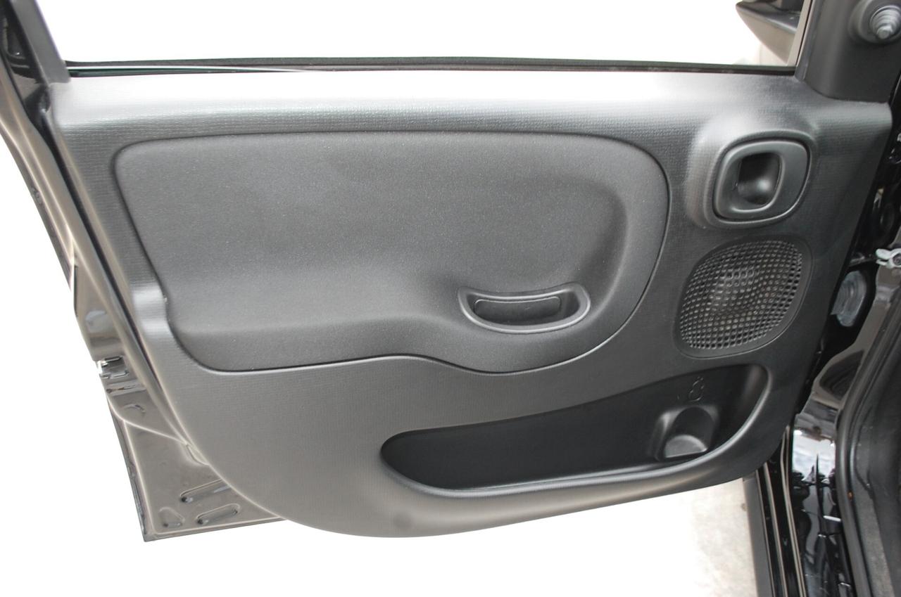 Fiat Panda 1.0 firefly 70CV hybrid City Life S&S Uff Italy