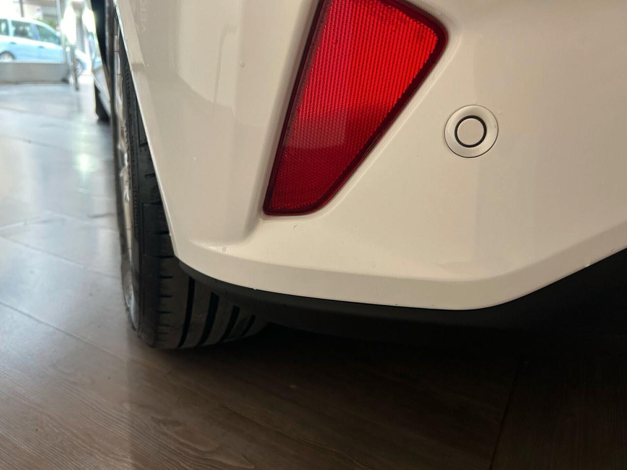 Ford Focus 1.5 Berlina 95 CV 5p. NEOPATENTATI