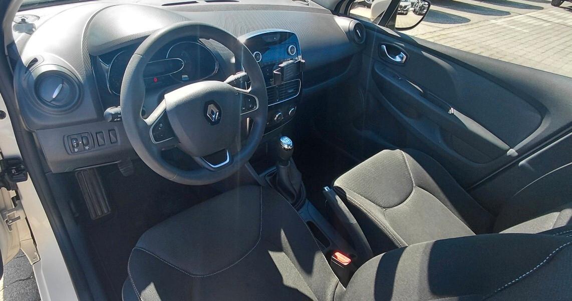 Renault Clio 1.2 75CV 5 porte Zen