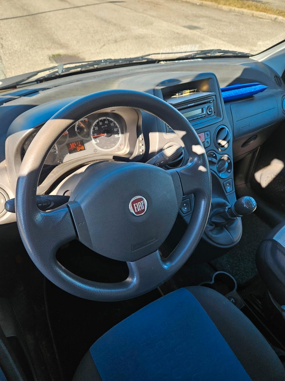 Fiat Panda 1.2 Emotion NEOPATENTATI