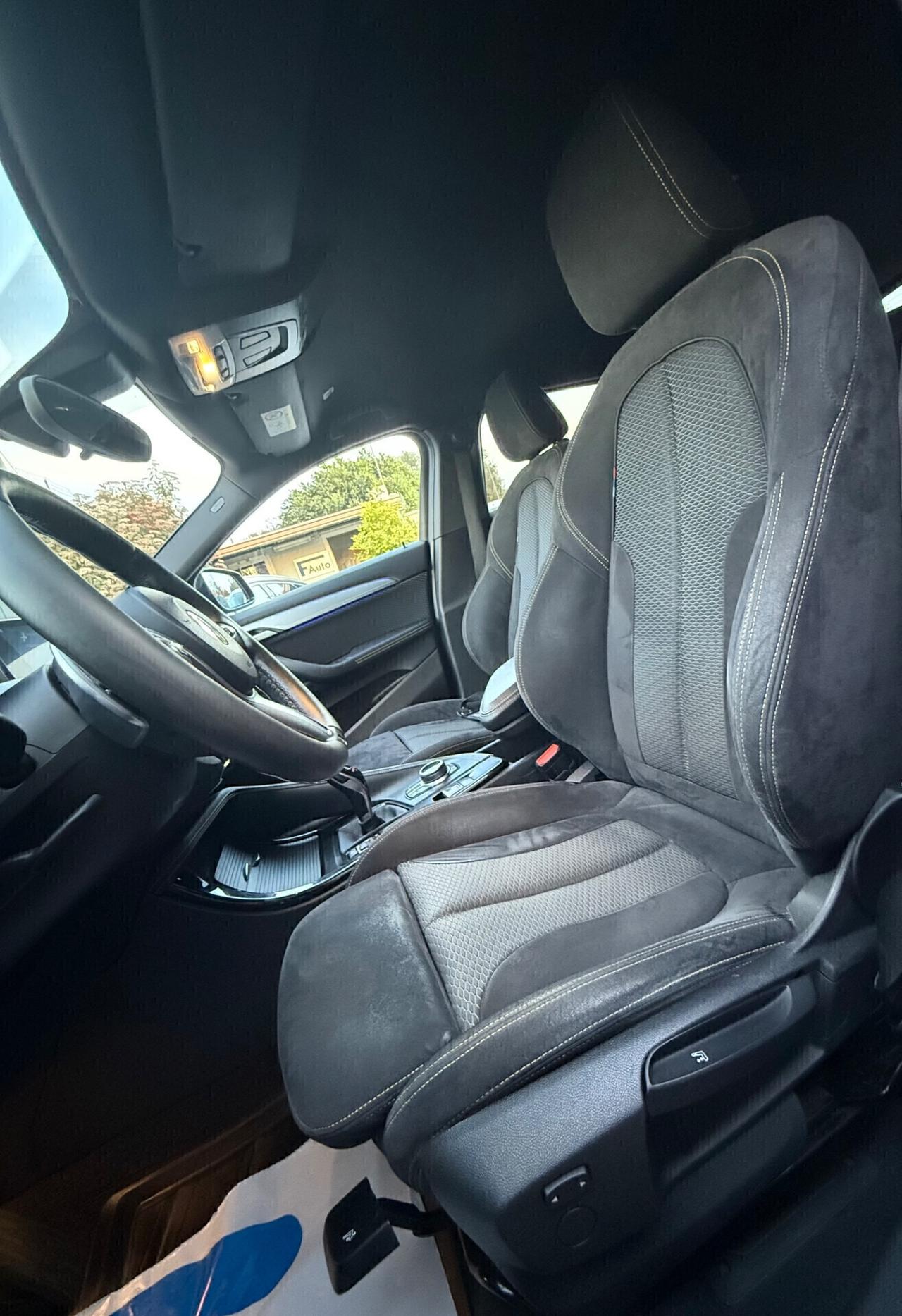 Bmw X2 xDrive20d Msport,LED multicolore,alcantara con cuc.gialle,cerchi neri,FULL OPTIONAL