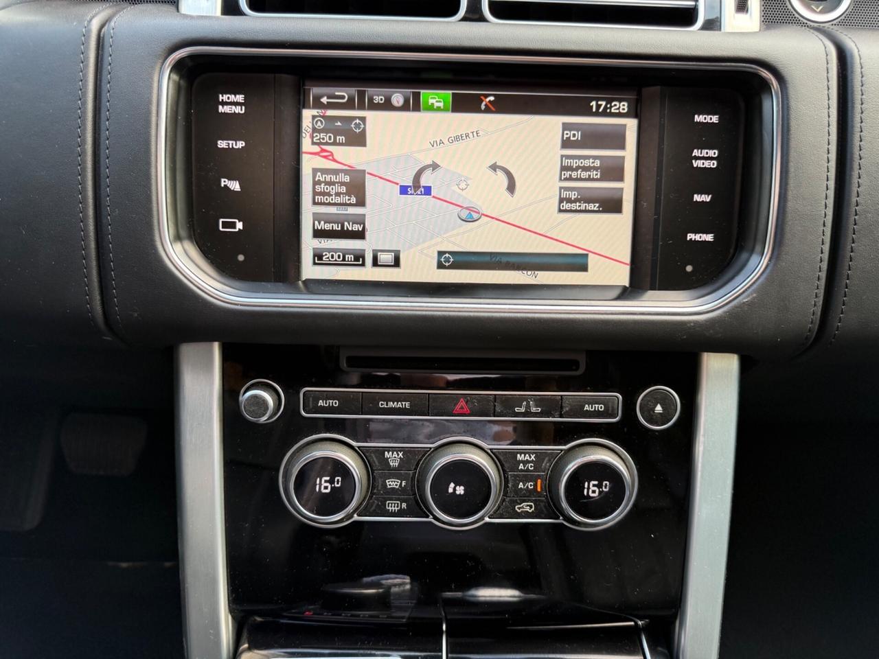 Range Rover Vogue - 3.0 TDV6 Autobiography
