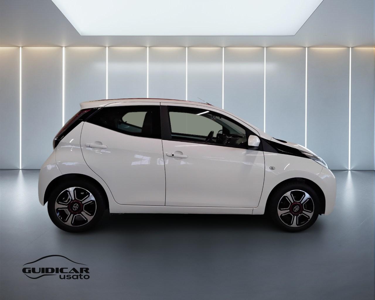 TOYOTA Aygo II 2014 - Aygo 5p 1.0 x-wave my15