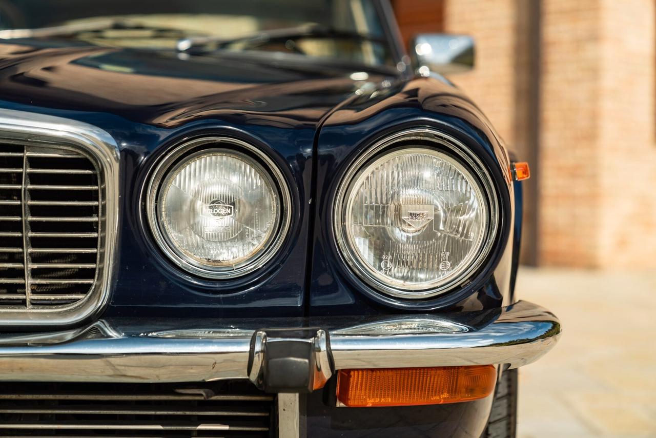 Jaguar XJ 4.2 - JAG00070