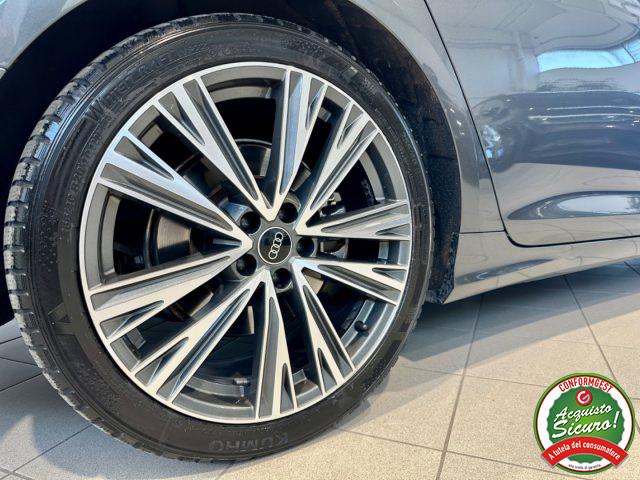 AUDI A6 Avant 45 3.0 TDI quattro ultra S tronic *S-LINE*