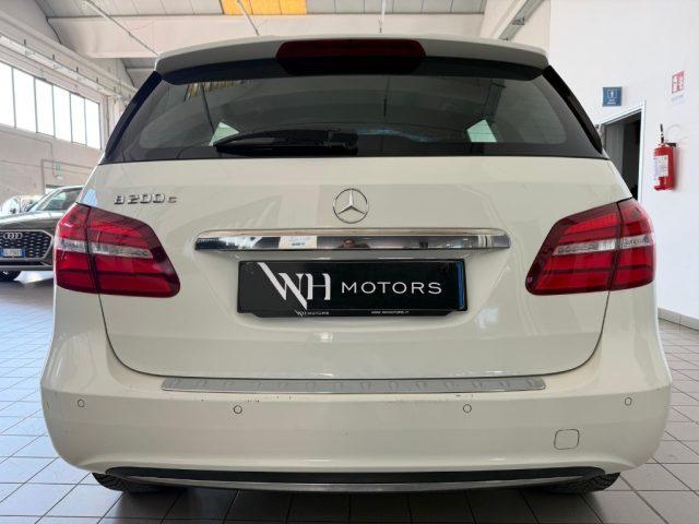 MERCEDES-BENZ B 200 c Sport //LED//NAVI//AUTOMATICA//